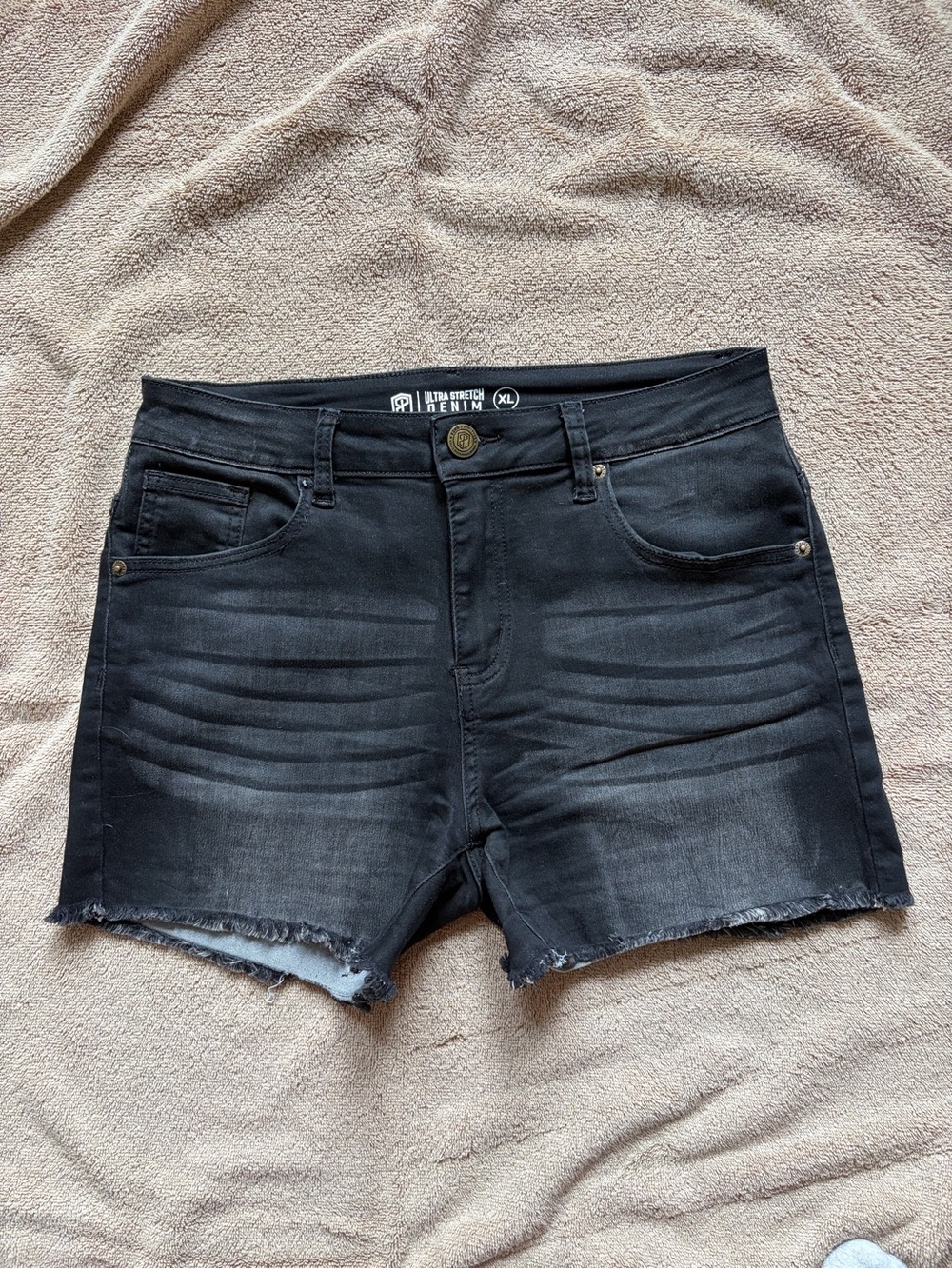 Born Primitive Women’s Flex Stretchy Jean Short - XL